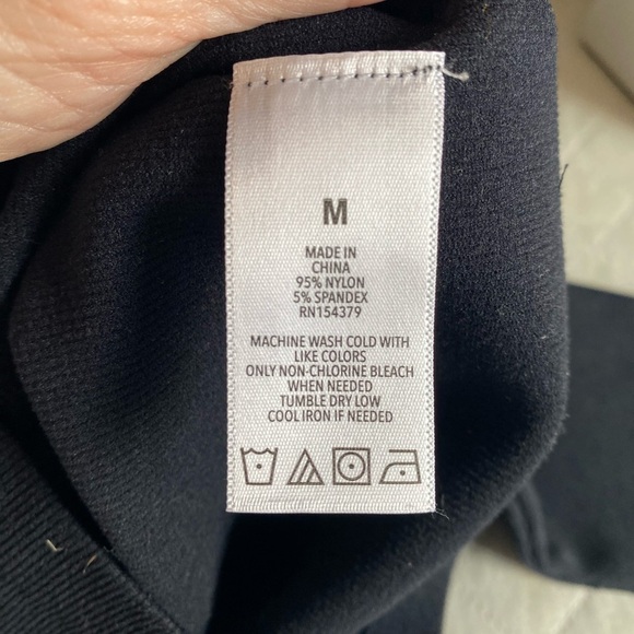 Aeropostale Black Ribbed Long Sleeve Crop Top Size M - Picture 6 of 6